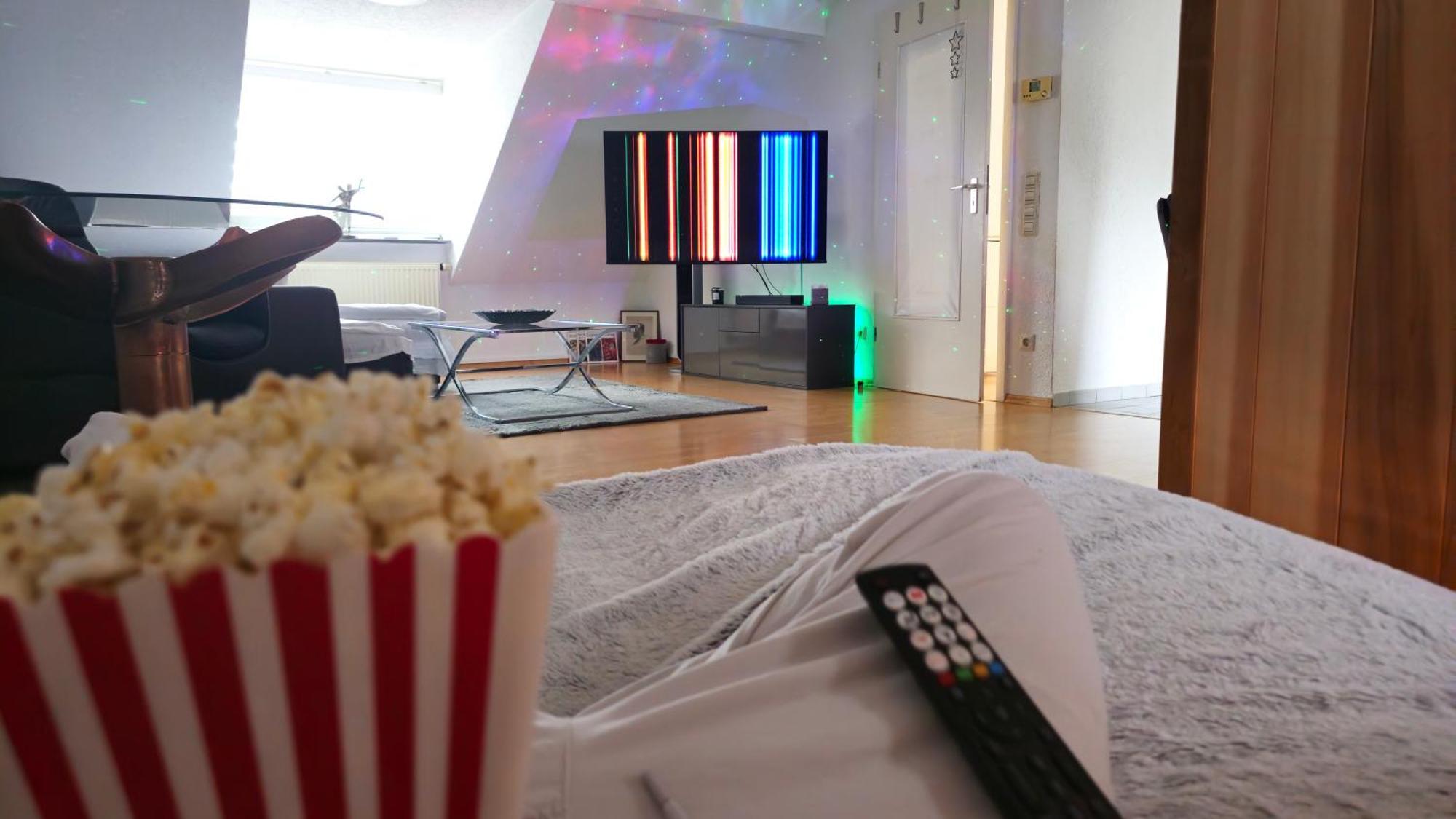 Sauna - Massage -Bodensee-Cinema Feeling- Home Sharing - Parking - Kueche Радольфцелль  Экстерьер фото