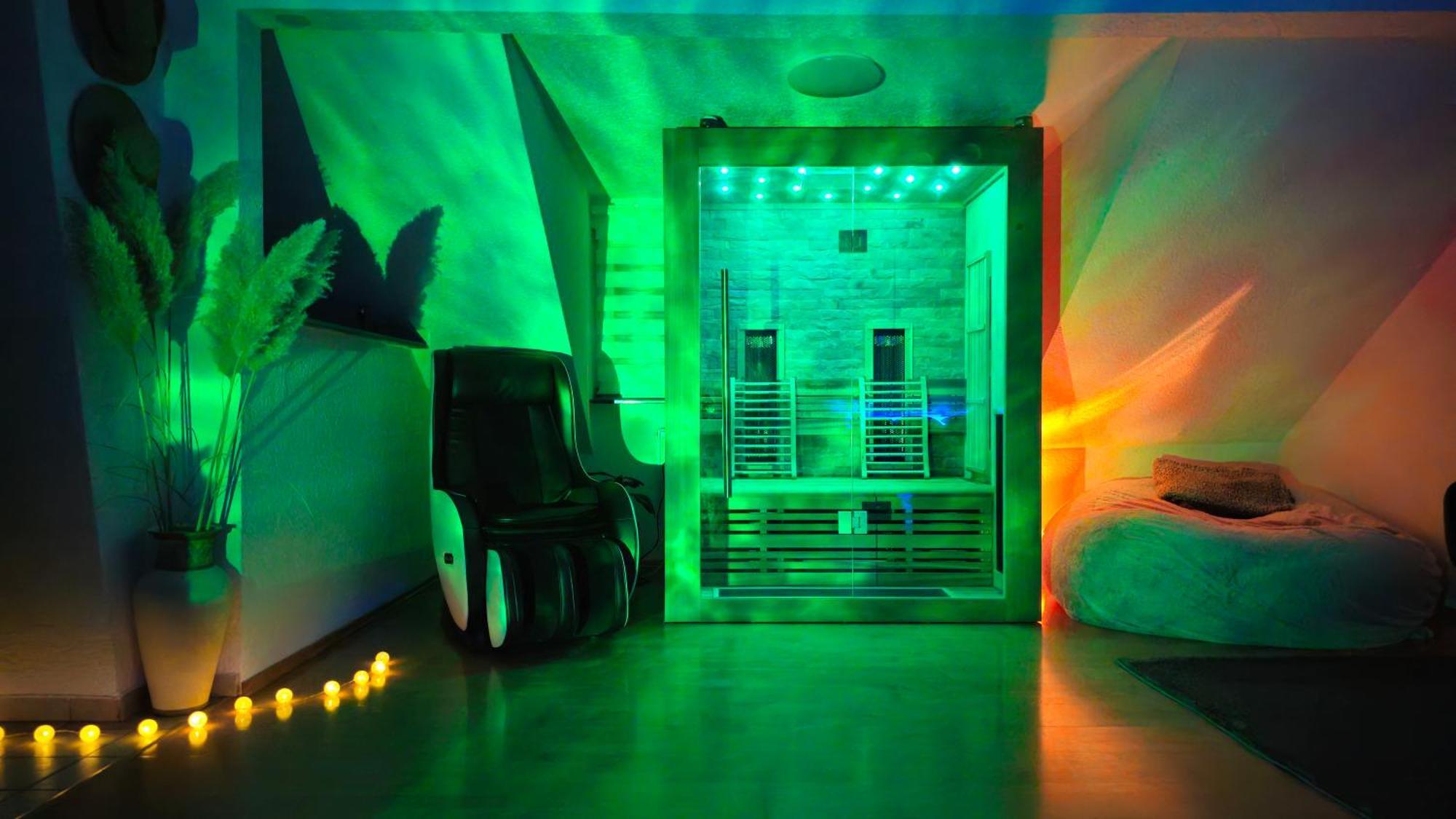 Sauna - Massage -Bodensee-Cinema Feeling- Home Sharing - Parking - Kueche Радольфцелль  Экстерьер фото